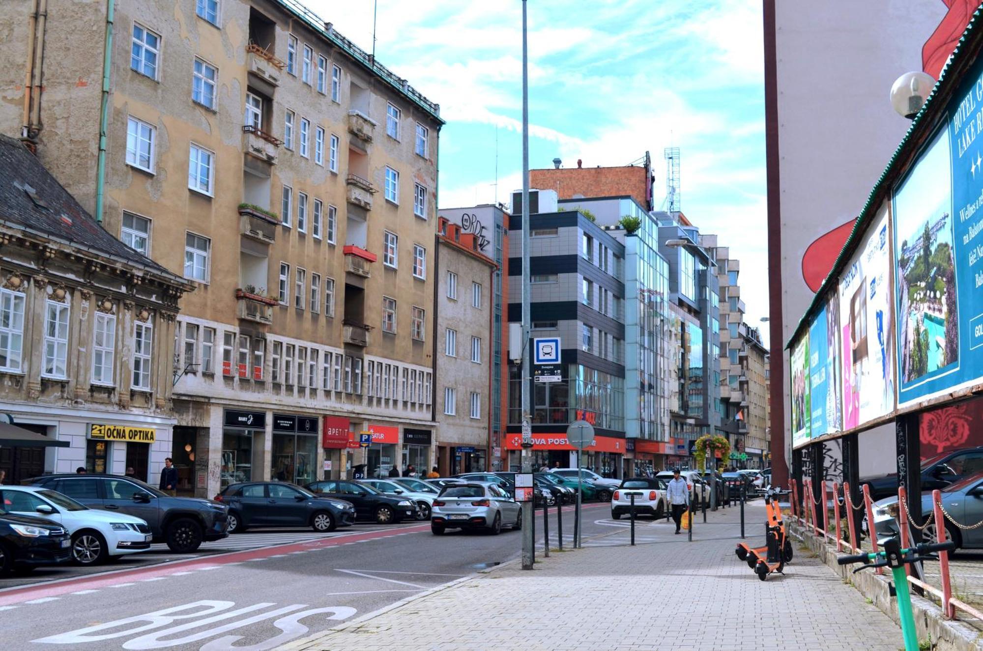 Natural-style In The Centre Of Apartman