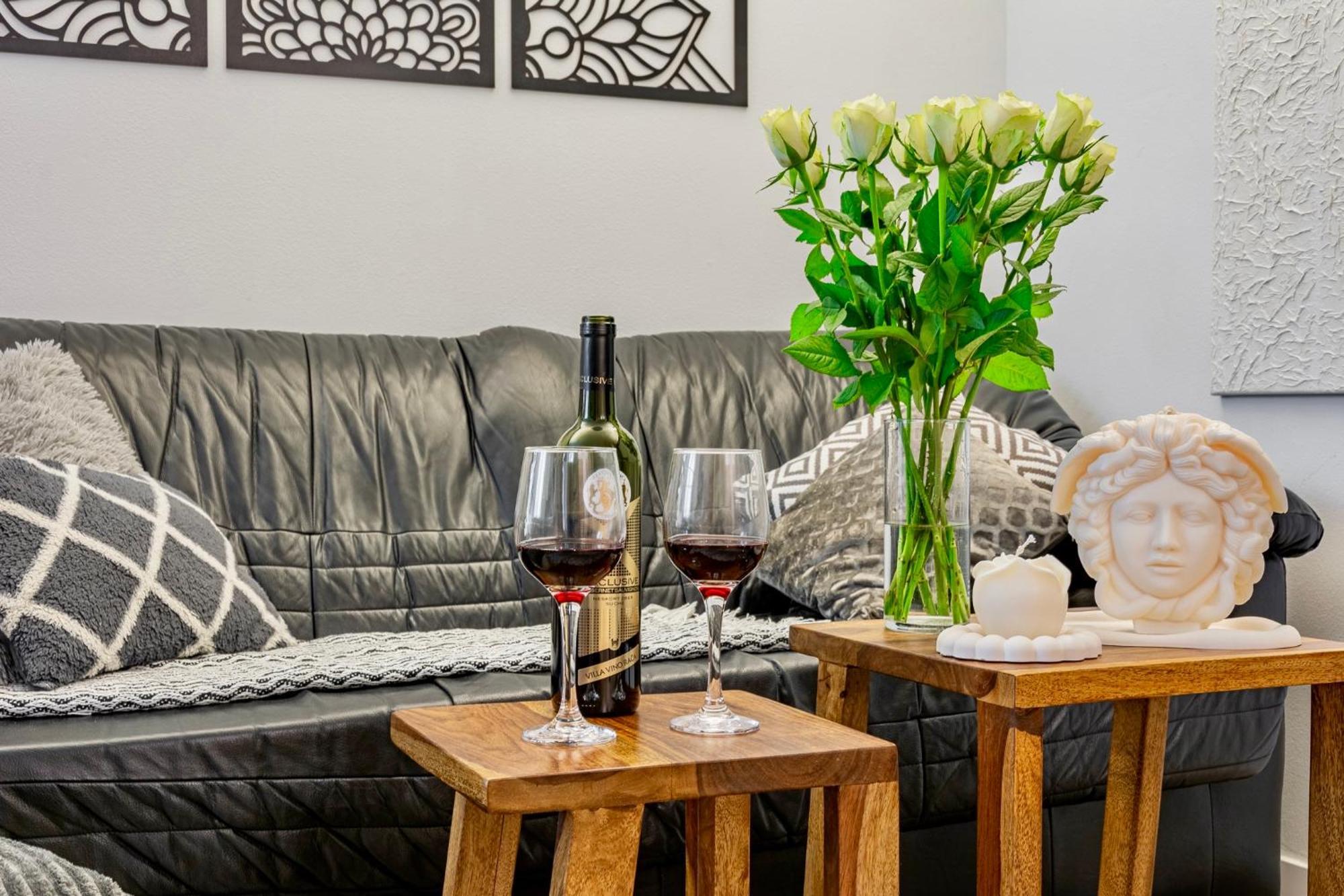 Apartman Natural-style In The Centre Of